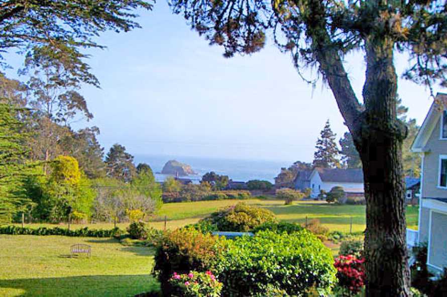 Mendocino Inn and Farm