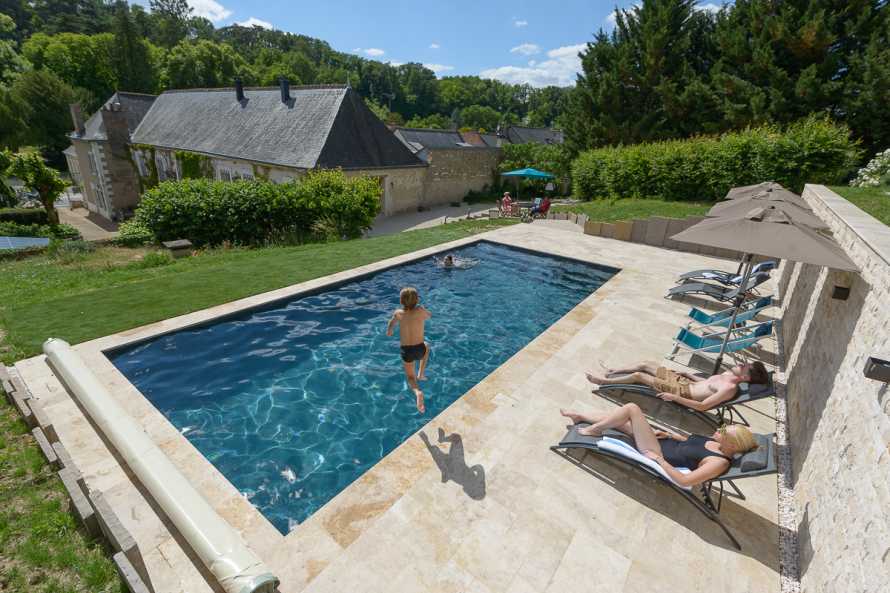 Piscine extérieure chauffée