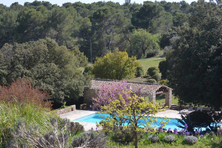 La Piscine du Barretian et son Pool House