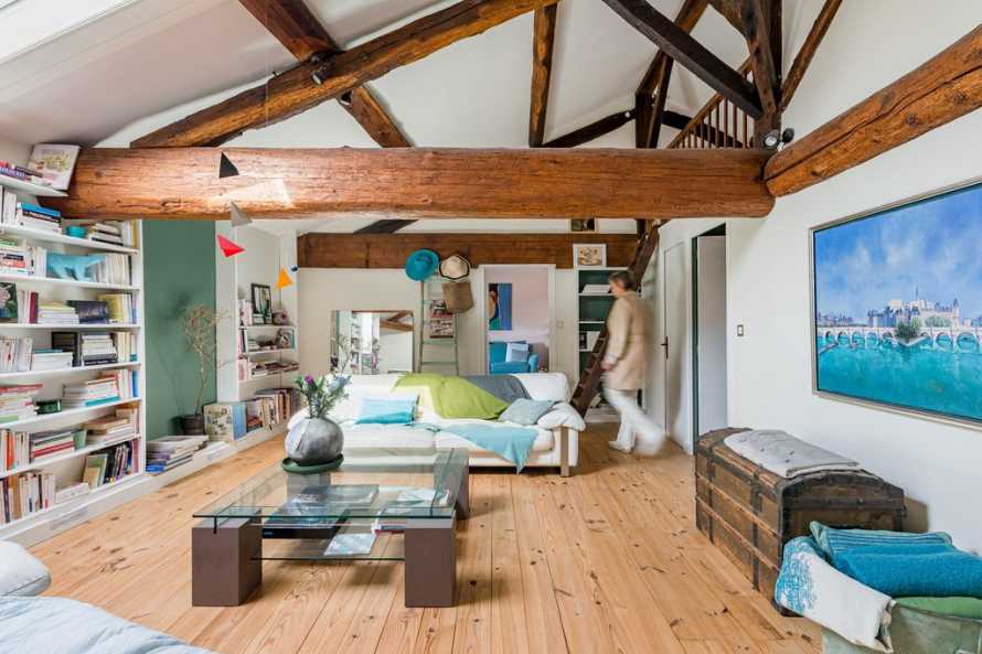 Arrivée à l'Etage de la chambre d'appoint