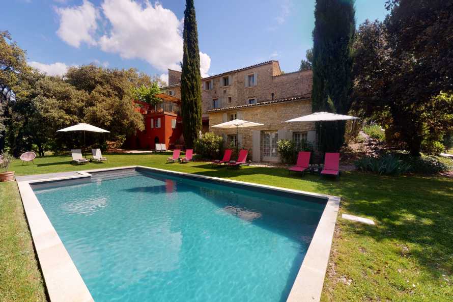 La piscine du Prieuré la Madelène - Chambres d'hôtes de Charme en Provence
