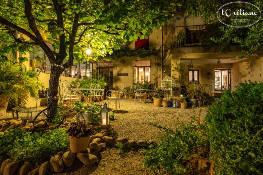 L'Oreliane Chambres d'hôtes en Provence