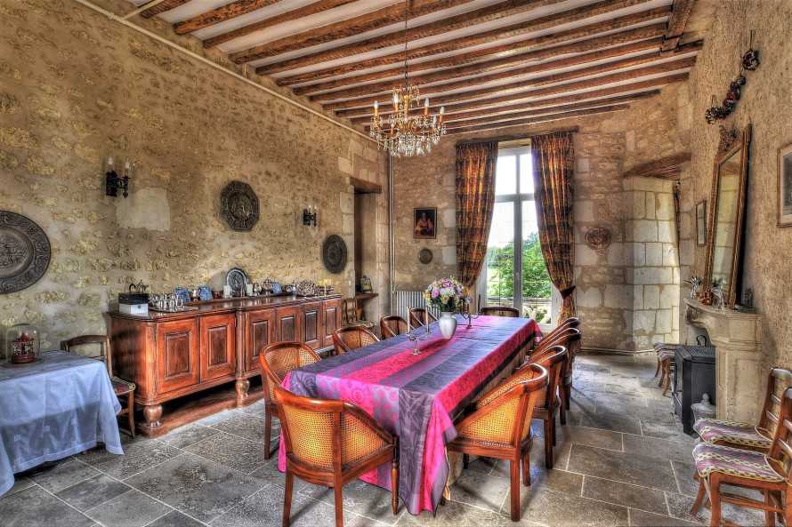Ch&acirc;teau de Blavou
