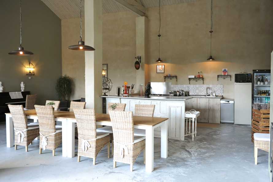 VERANDA