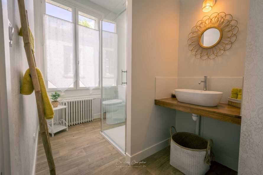 Le Prieur&eacute; Sainte Croix