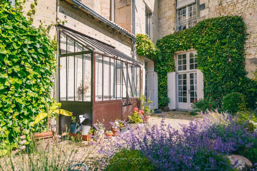 Le Prieur&eacute; Sainte Croix