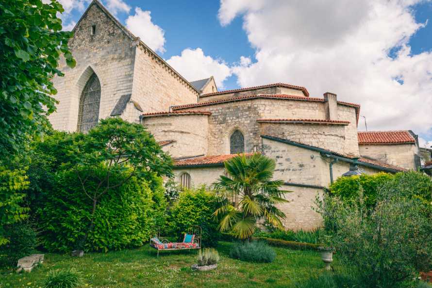 Le Prieur&eacute; Sainte Croix