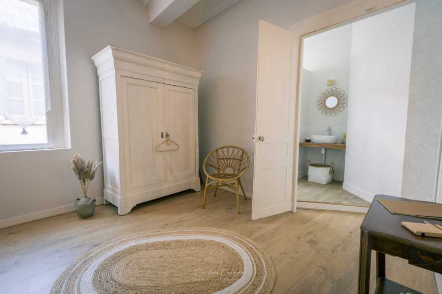 Le Prieur&eacute; Sainte Croix