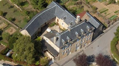 A VENDRE UNE BELLE PROPRIÉTÉ AVEC ACTIVITÉ DE CHAMBRES D'HÔTES CLEF EN MAIN 