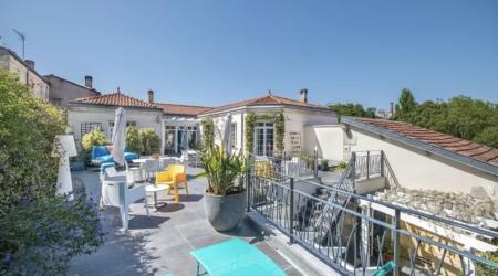 Maison d'h&ocirc;tes de charme - Bordeaux centre - 6 suites - Jardin et grande Terrasse